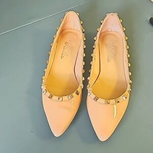 Vickie studded bone patten leather flat shoes. Size 6. Very‎ good used co…